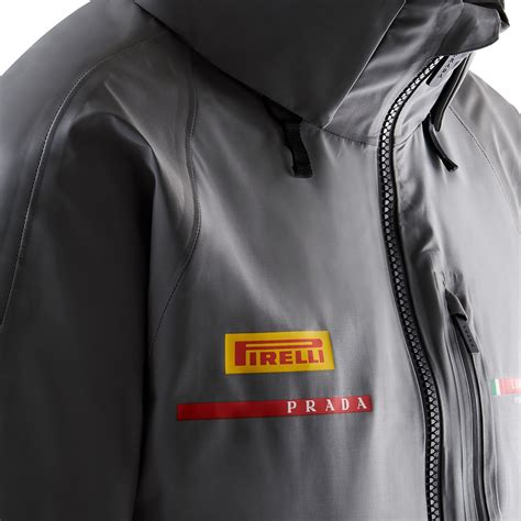 prada pirelli club.